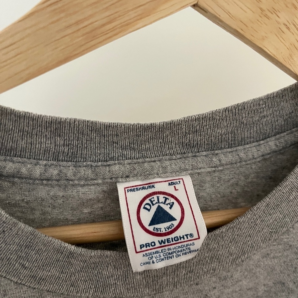 y2k American Eagle Grey T-shirt - Picture 2 of 5
